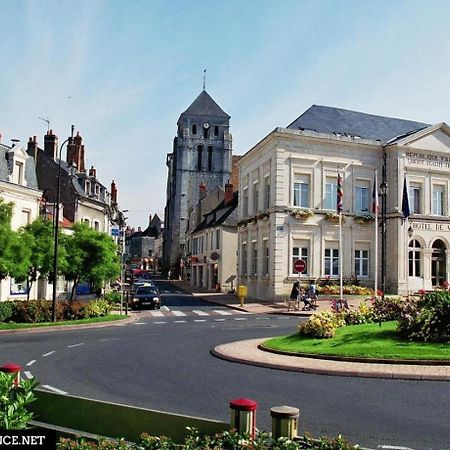 Maisonnette De Ville Au Calme Cosne-Cours-Sur-Loire Extérieur photo
